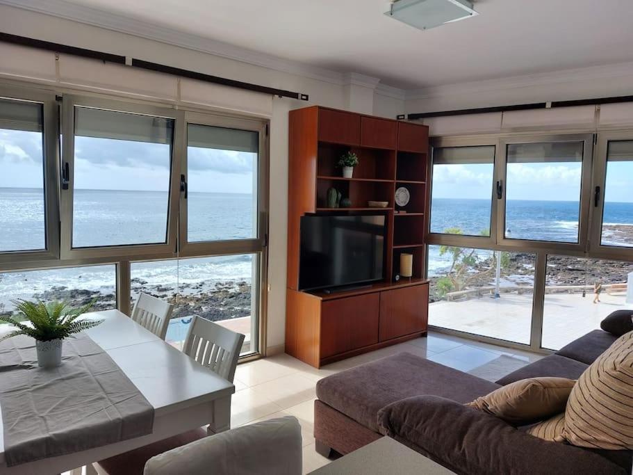 Apartamento En Arinaga En Primera Linea المظهر الخارجي الصورة