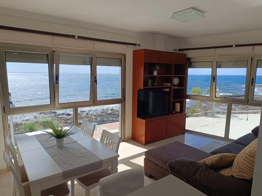 Apartamento En Arinaga En Primera Linea المظهر الخارجي الصورة